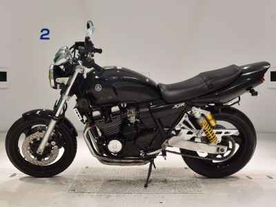 Yamaha XJR400 2005