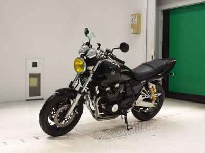 Yamaha XJR400 2005