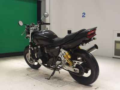 Yamaha XJR400 2005