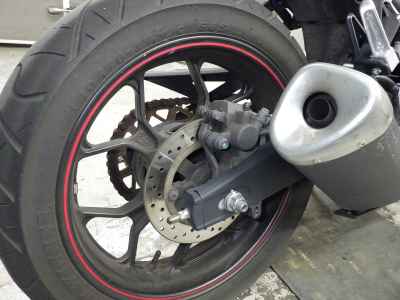 Yamaha YZF-R25 2015