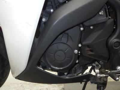 Yamaha YZF-R25 2015