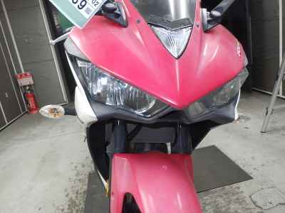 Yamaha YZF-R25 2015