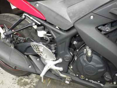 Yamaha YZF-R25 2015