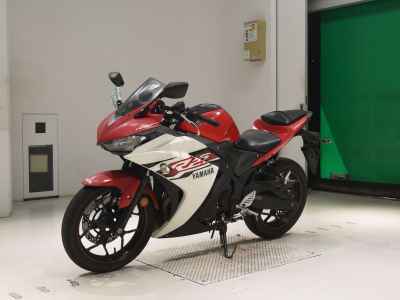 Yamaha YZF-R25 2015