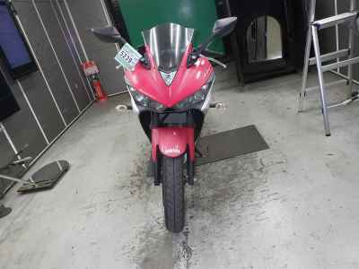 Yamaha YZF-R25 2015