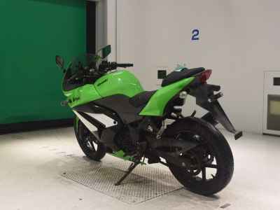 Kawasaki Ninja 250R 2012