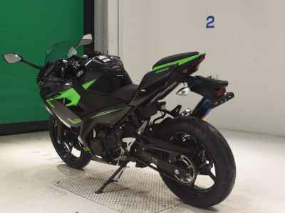 Kawasaki Ninja 400 2018