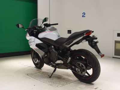 Kawasaki Ninja 400R 2013