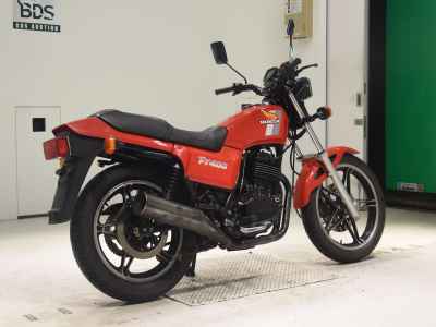 Suzuki ST250E 1985