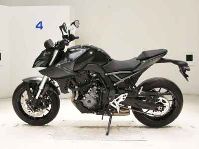 Suzuki GSX-8S