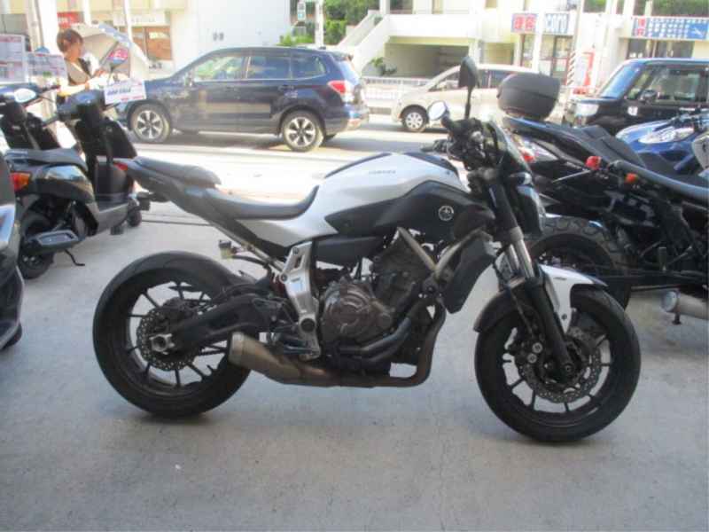 Yamaha MT-07 2015