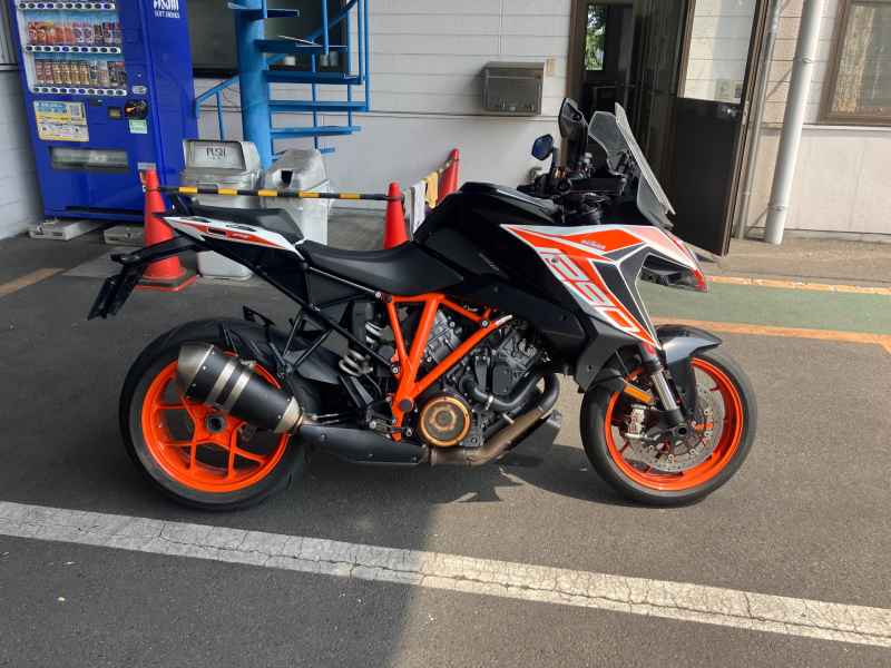 KTM 1290 Super Duke R 2019