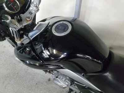 Suzuki GSR250