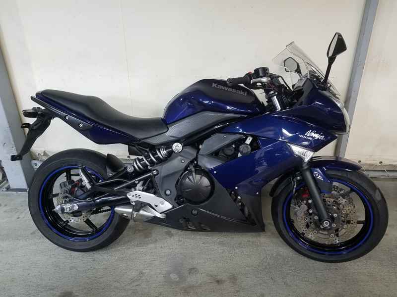 Kawasaki Ninja 400R 2012
