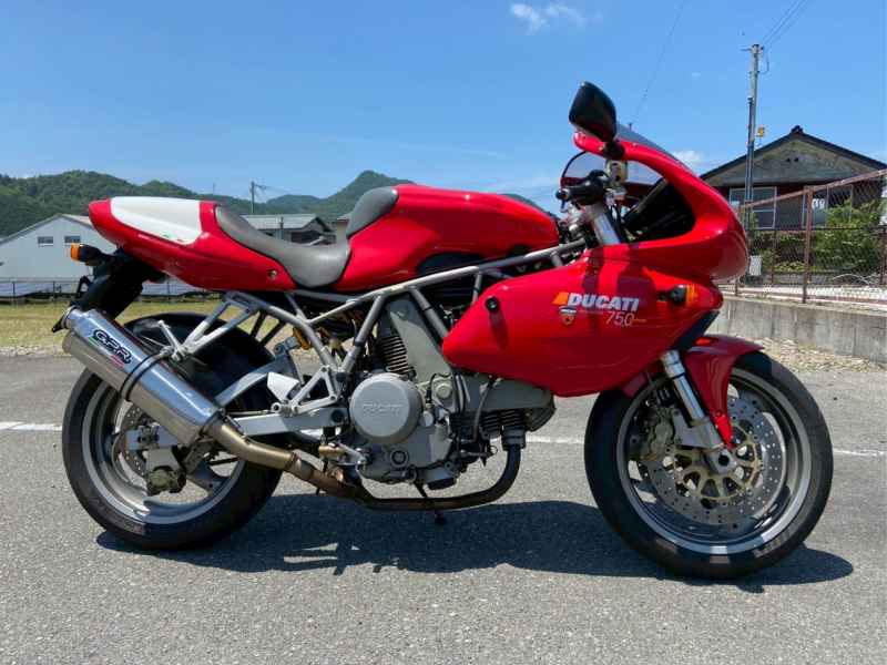 Ducati SS750 Half 2004