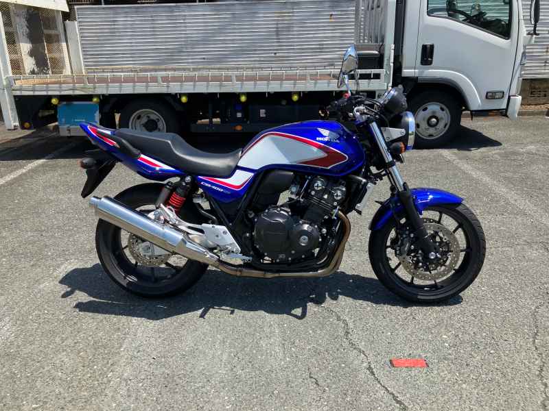 Honda CB400SF 2023