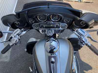 Harley-Davidson FLHTCUSE8 CVO 2013