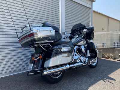 Harley-Davidson FLHTCUSE8 CVO 2013