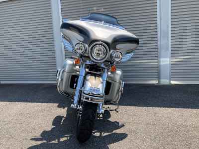 Harley-Davidson FLHTCUSE8 CVO 2013