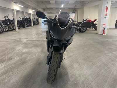 Honda CBR400R 2025