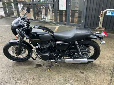 Kawasaki W800 Cafe 2023