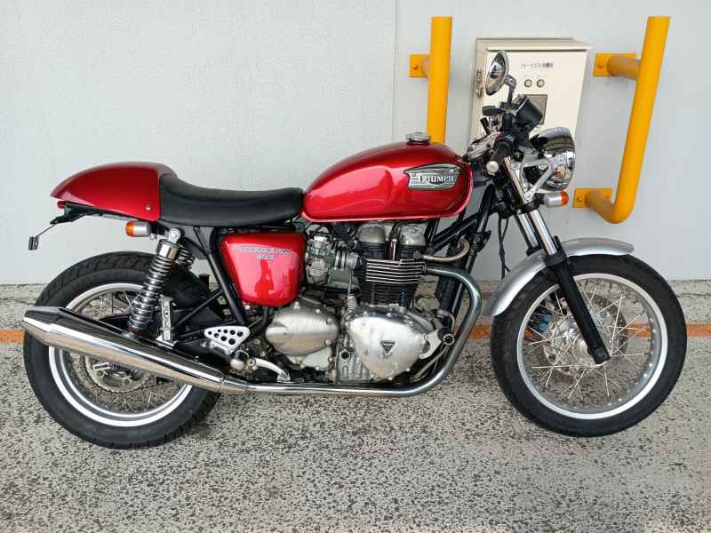 Triumph Thruxton 900 2004