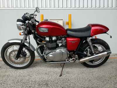 Triumph Thruxton 900 2004