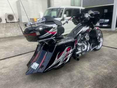 Harley-Davidson FLHTCUSE8 CVO 2013