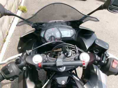 Yamaha YZF-R25 2016