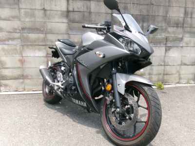 Yamaha YZF-R25 2016