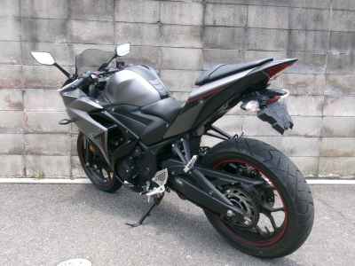 Yamaha YZF-R25 2016