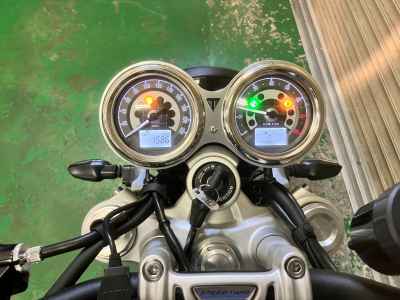 Triumph Speed Twin 2024