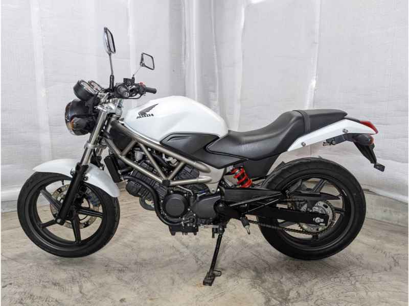 Honda VTR250 2013