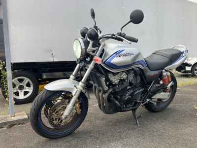 Honda CB400SFV 2001