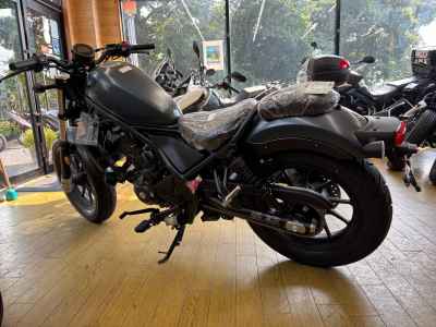 Honda Rebel 250 2025