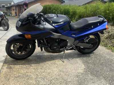 Kawasaki ZZR1100