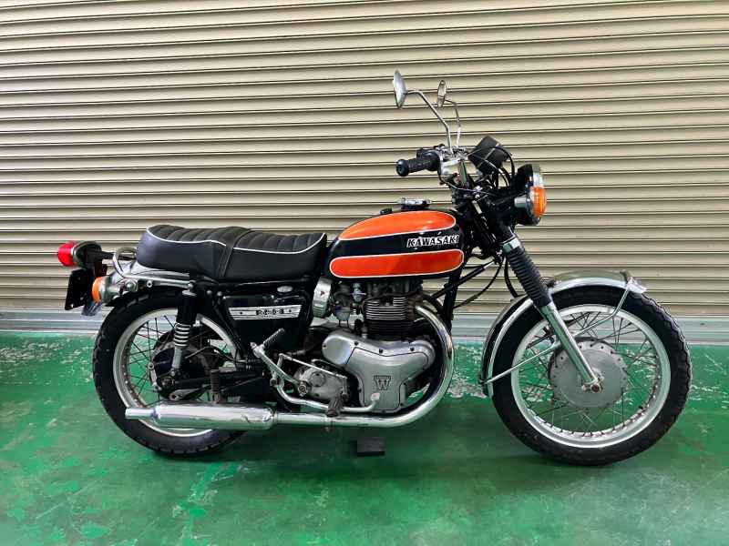 Kawasaki W3 1975