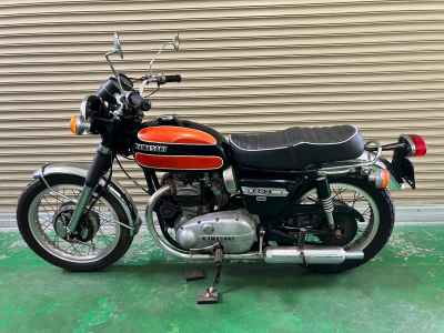 Kawasaki W3 1975