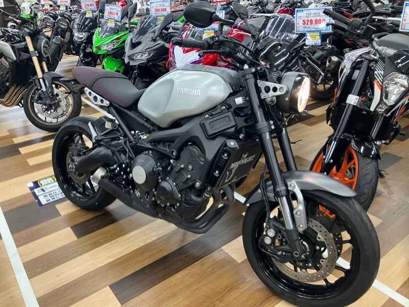 Yamaha XSR900 2016