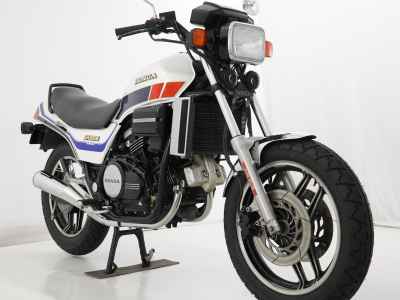 Honda VF750 ｾｲﾊﾞｰ 1985