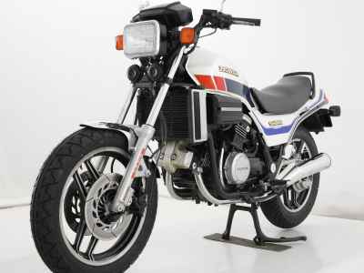 Honda VF750 ｾｲﾊﾞｰ 1985