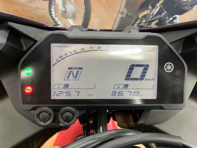 Yamaha YZF-R25 2019