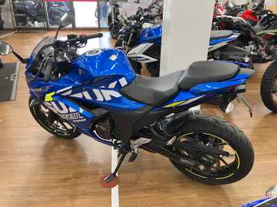 Suzuki Gixxer 250SF