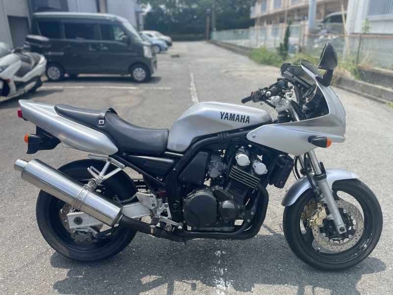 Yamaha FZ400 1997