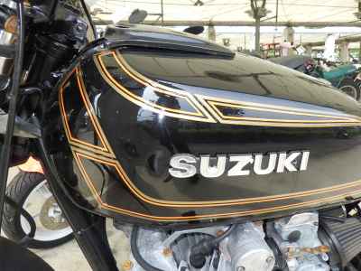 Suzuki GS750