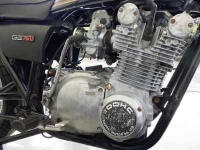 Suzuki GS750