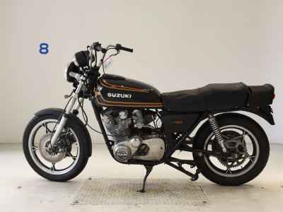 Suzuki GS750