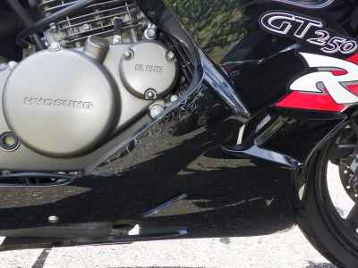 Hyosung GT250R 2008