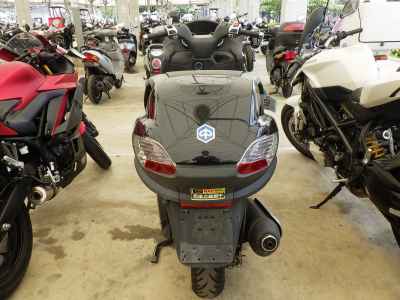 Piaggio MP3 250