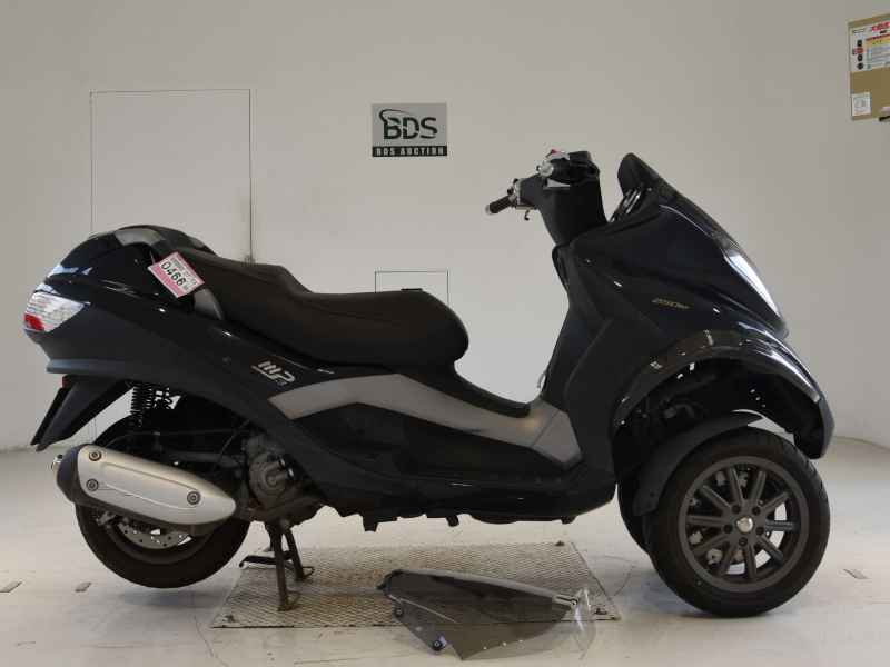 Piaggio MP3 250